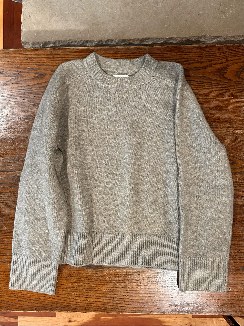 Abercrombie Madeline Crew Neck Women's Sweater in Light Brown, Size M